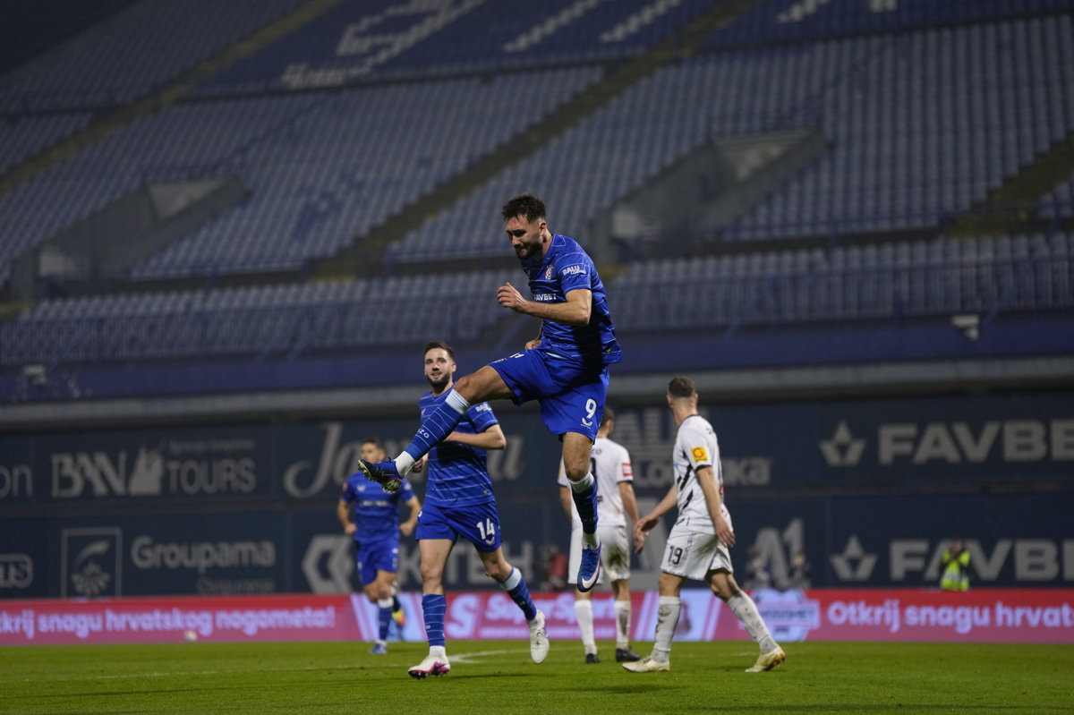 Dinamo uvjerljivom igrom i pobjedom povećao bodovnu prednost na vrhu ljestvice