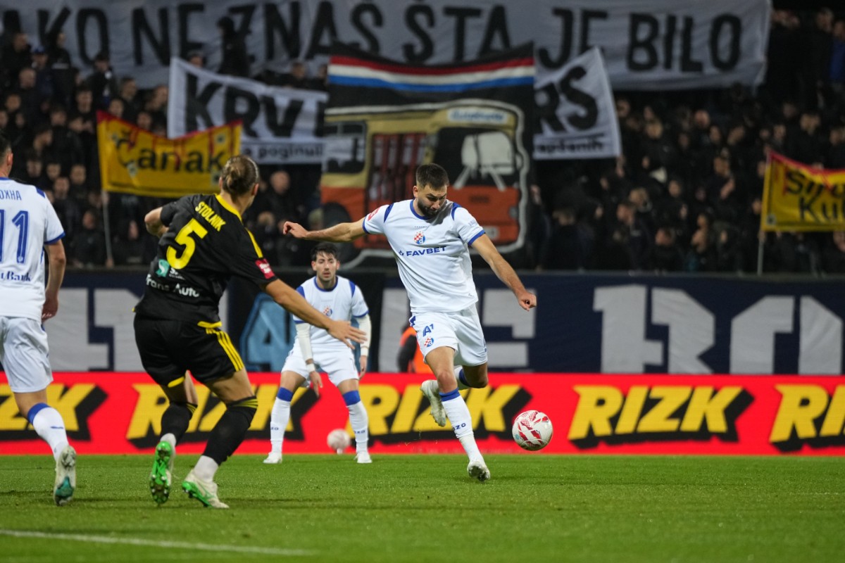 Rudeš celebrate in Velika Gorica, Dinamo finish the match with ten men