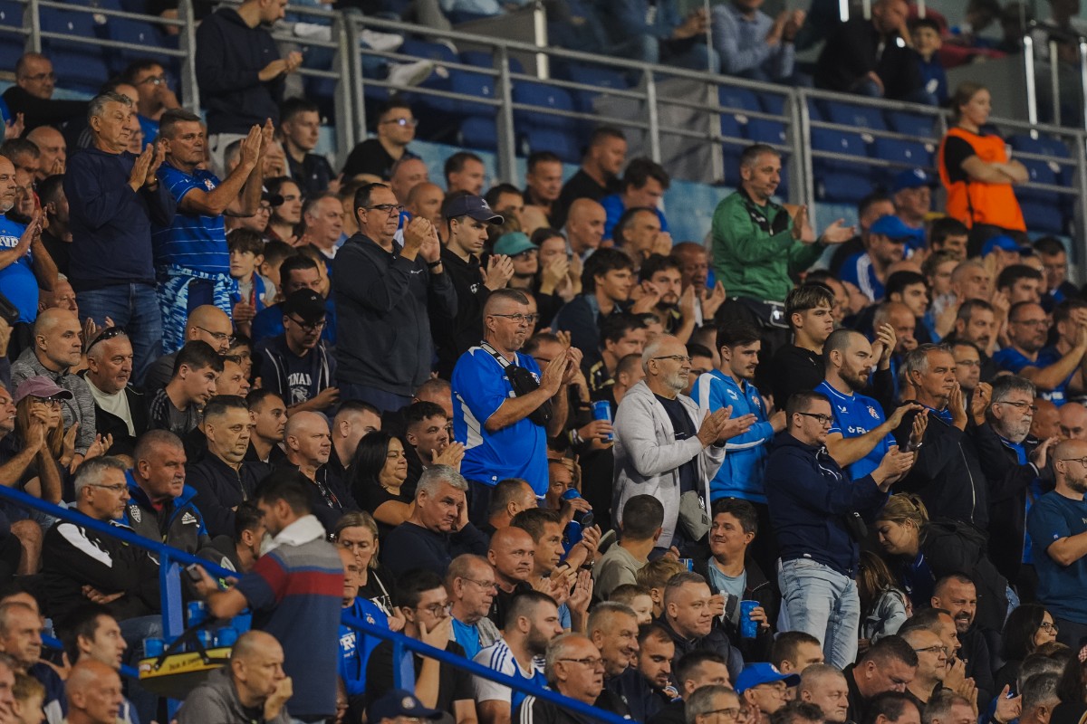 Dinamo - N.E.C. Nijmegen: Ulaznice za osobe u invalidskim kolicima