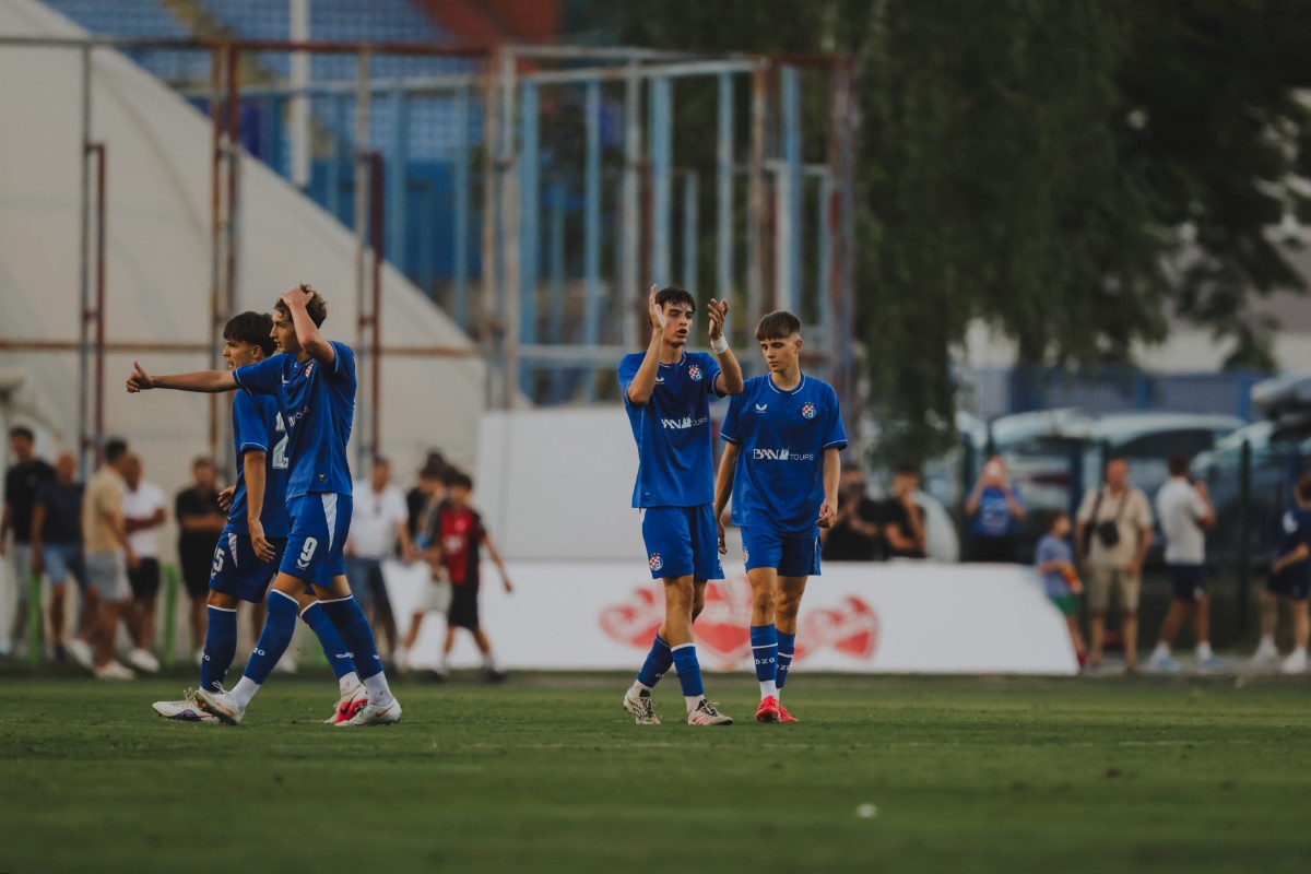 Dinamovi juniori srušili Qarabağ!