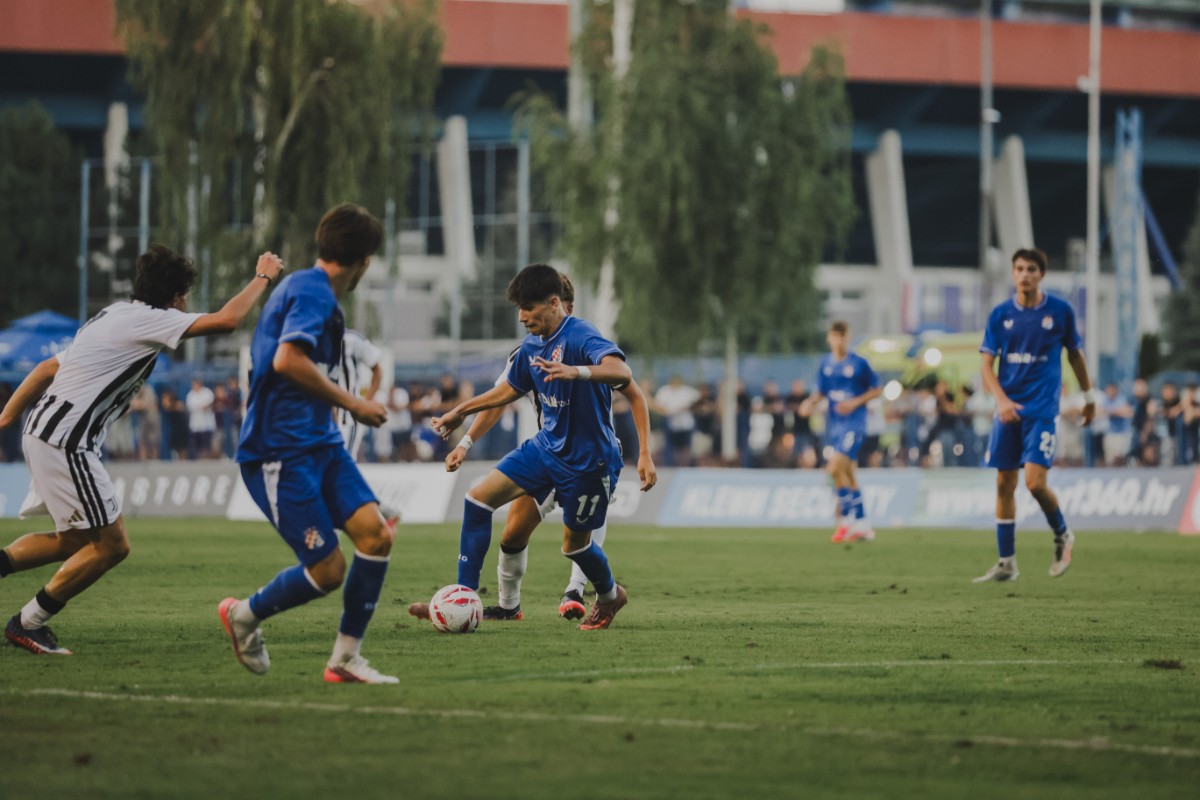 Juniori započinju s natjecanjem u UEFA-inoj Ligi prvaka mladih