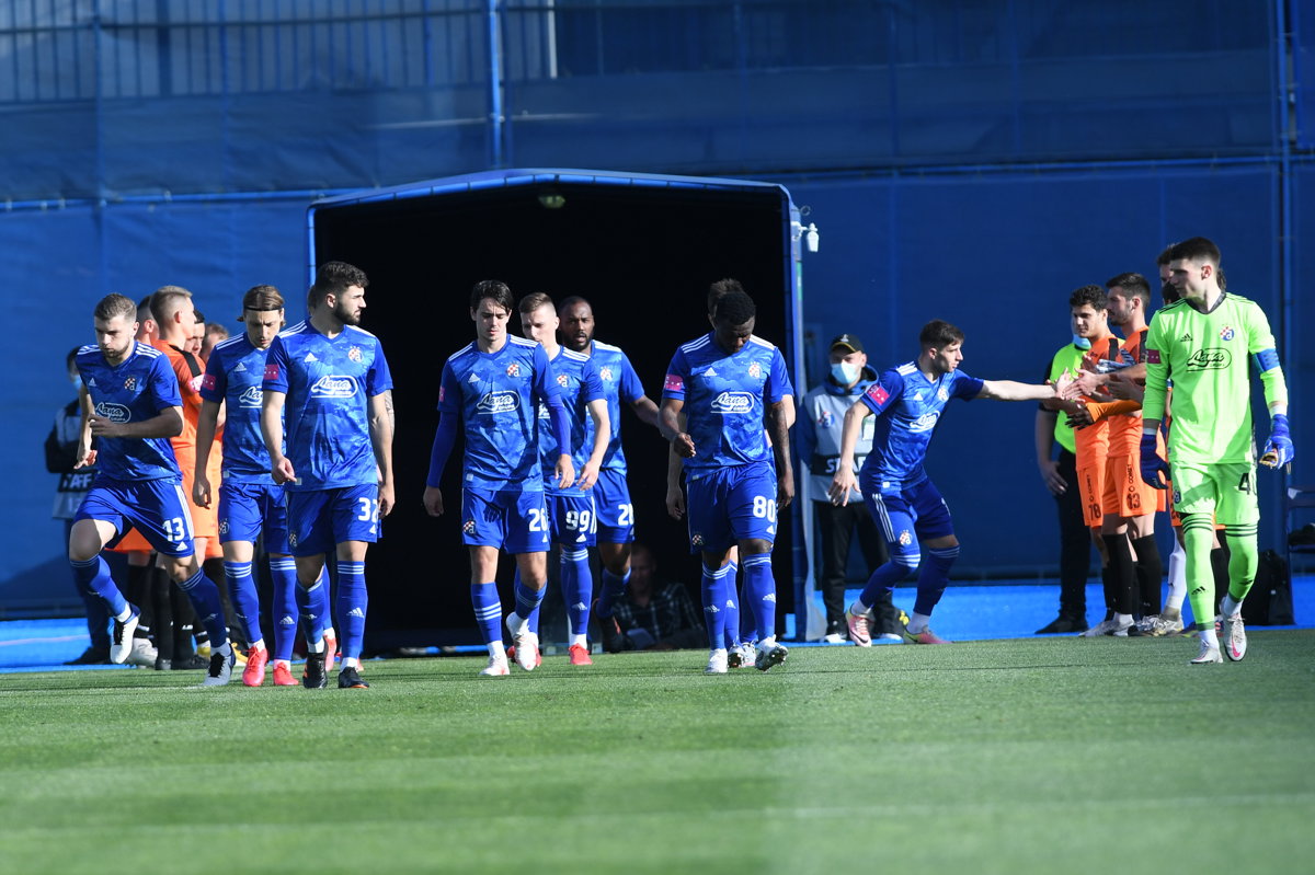 Varaždinci špalirom čestitali Dinamu i hrabrom igrom osvojili bod