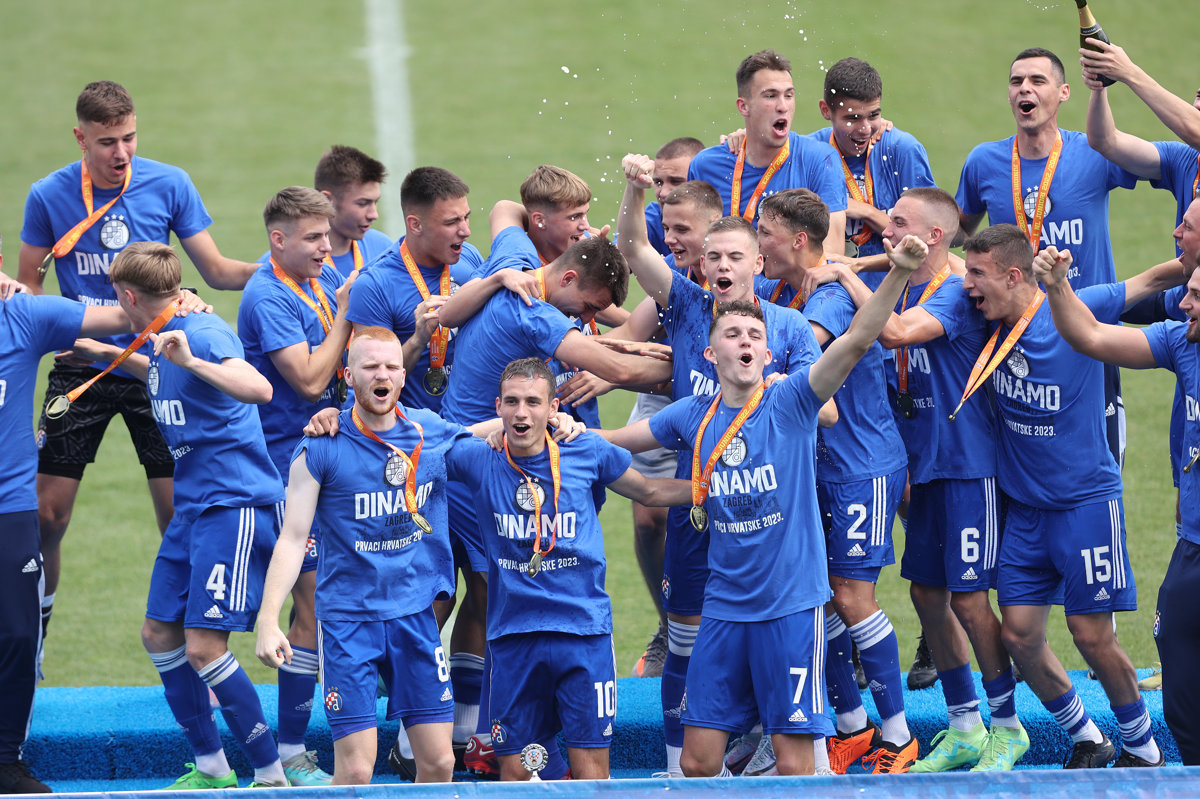 VIDEO | Trener Senzen i igrači nakon osvojenog naslova juniorskog prvaka!