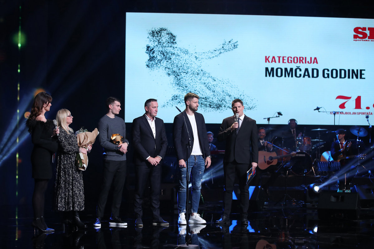 Livaković i Petković primili nagradu u ime reprezentacije Hrvatske