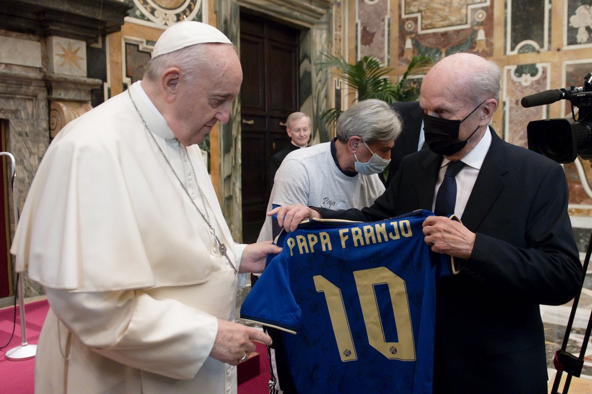 Dinamo na audijenciji kod pape Franje u Vatikanu