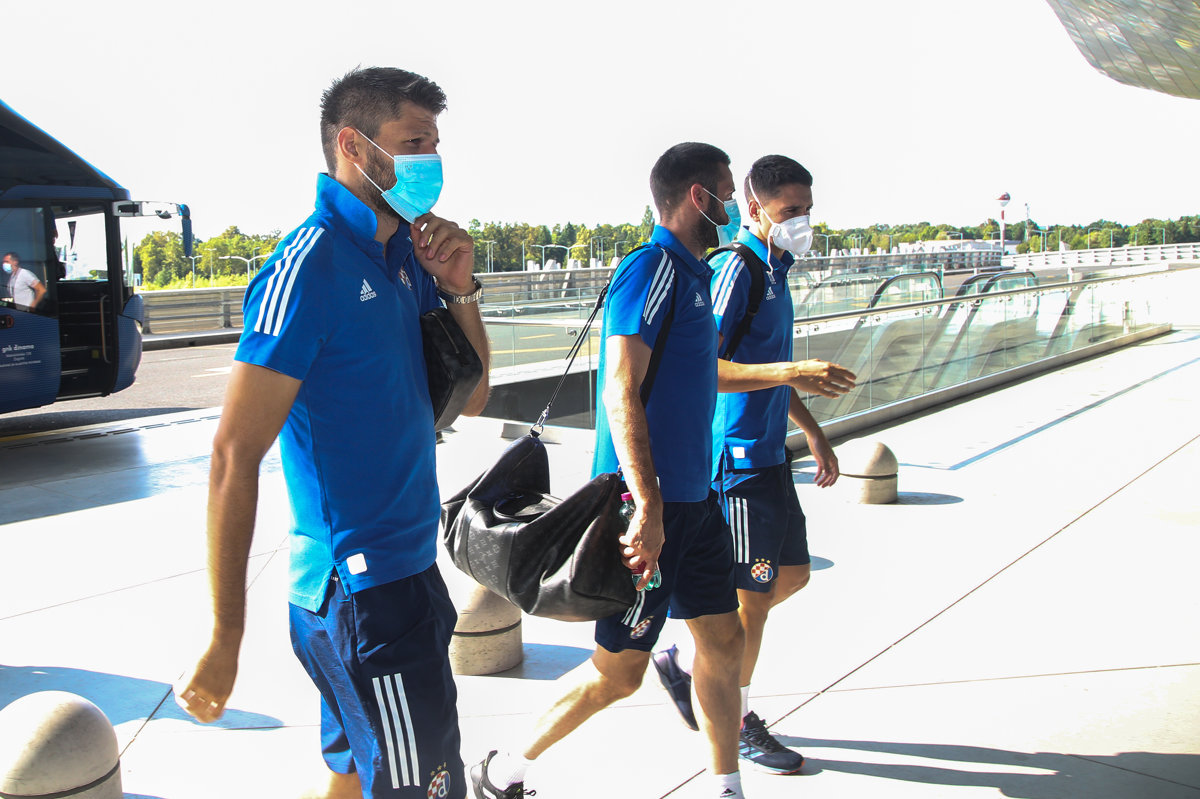 Plavi otputovali u Varšavu