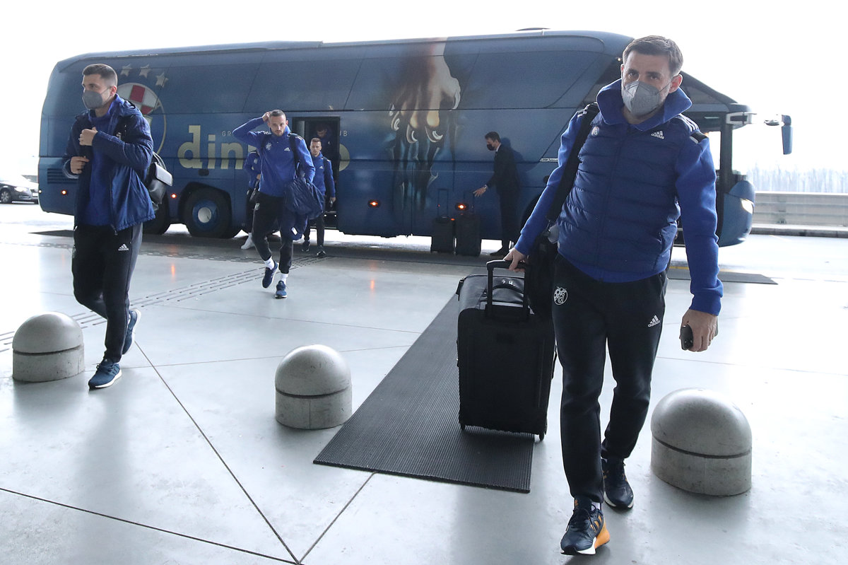 Plavi otputovali u Sevillu