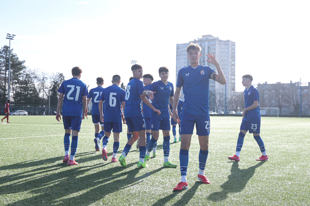 Mladi dinamovci s uvjerljivih 4:1 svladali Standard Liege i ostali u igri za prolazak skupine