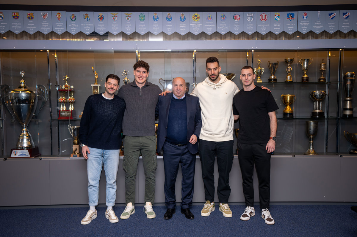 Dinamo svečano ugostio Zagrebov srebrni četverac uoči utakmice protiv Šibenika