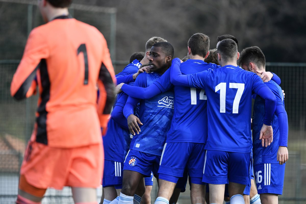 Poreč: Međusobna utakmica Dinamovih mladih igrača