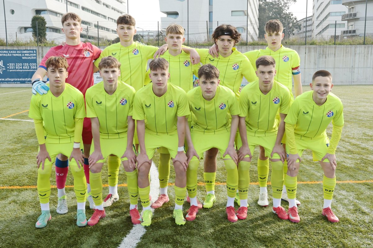 Mladi dinamovci porazom od Porta zaključili nastup na Al Abtal Cupu