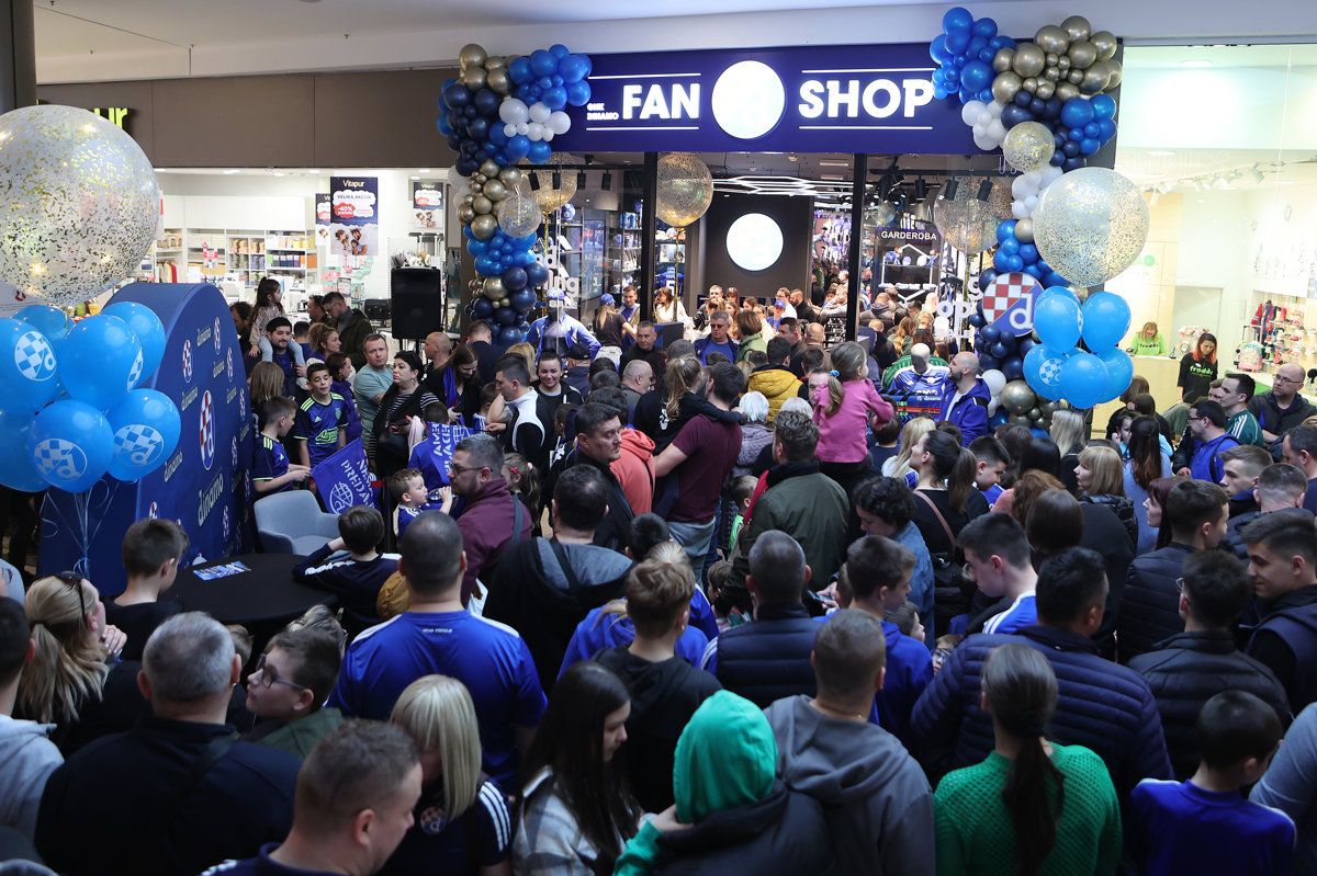 Otvoren prekrasan fan shop Dinama u Arena Centru
