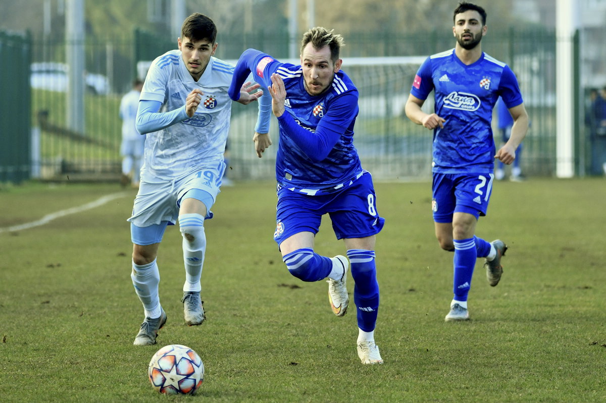 Fotogalerija: trening utakmica prve i druge momčadi Dinama