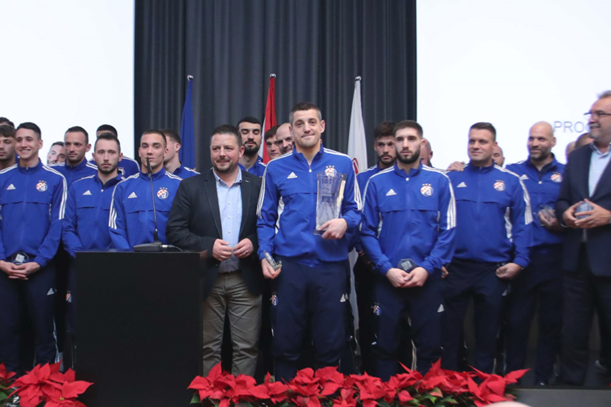 Plavi najbolja sportska momčad Zagreba u 2022.!