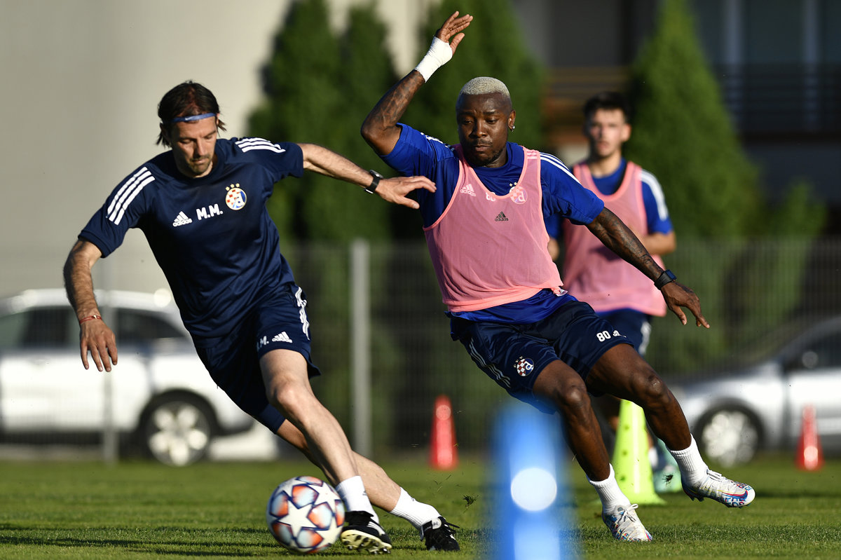 KRATKA REPORTAŽA: Treneri Alen Peternac i Mihael Mikić o pripremama