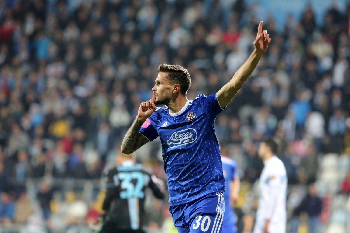 Stojanović karijeru nastavlja u Italiji