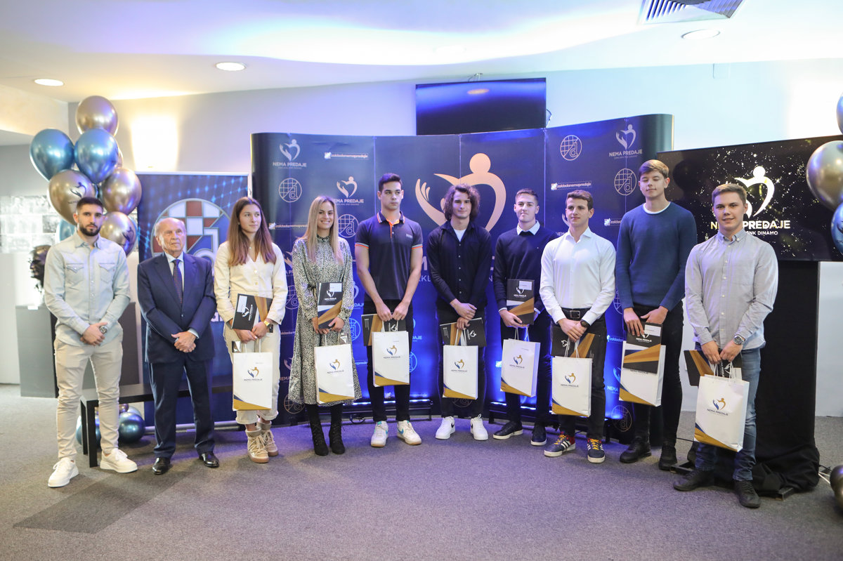 Zaklada Nema predaje: Dodjela stipendija učenicima i studentima