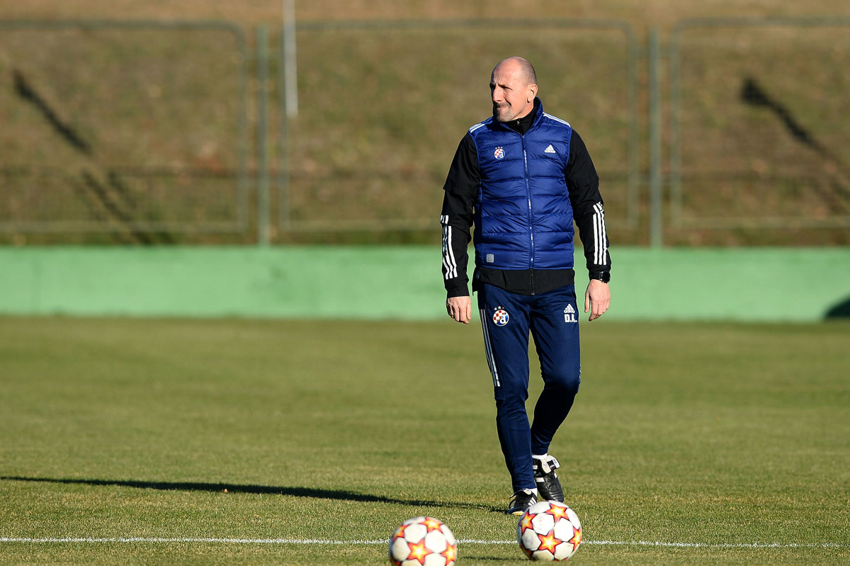 Trener Krznar: Učinit ćemo sve da se vratimo na pobjednički put