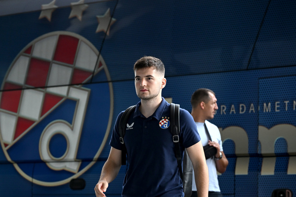 FOTO | Plavi otputovali u Baku na dvoboj protiv Qarabaga