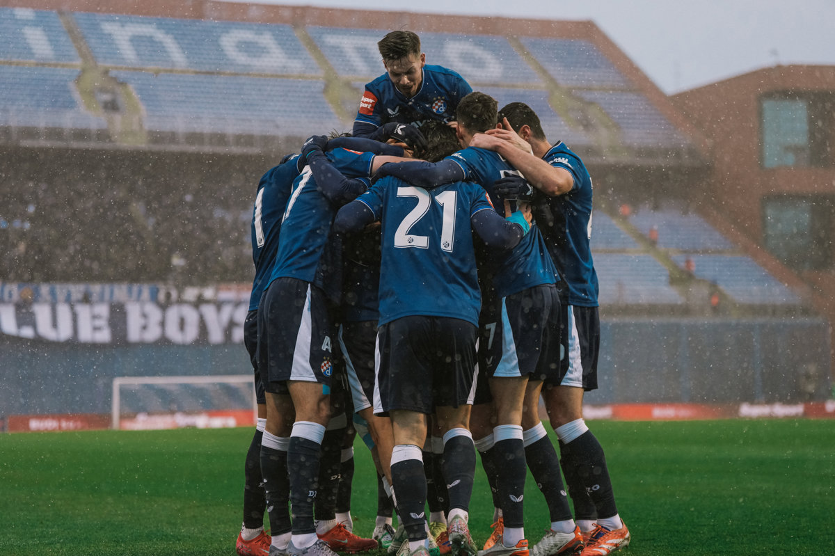 Dinamo uvjerljivom izvedbom do novih bodova