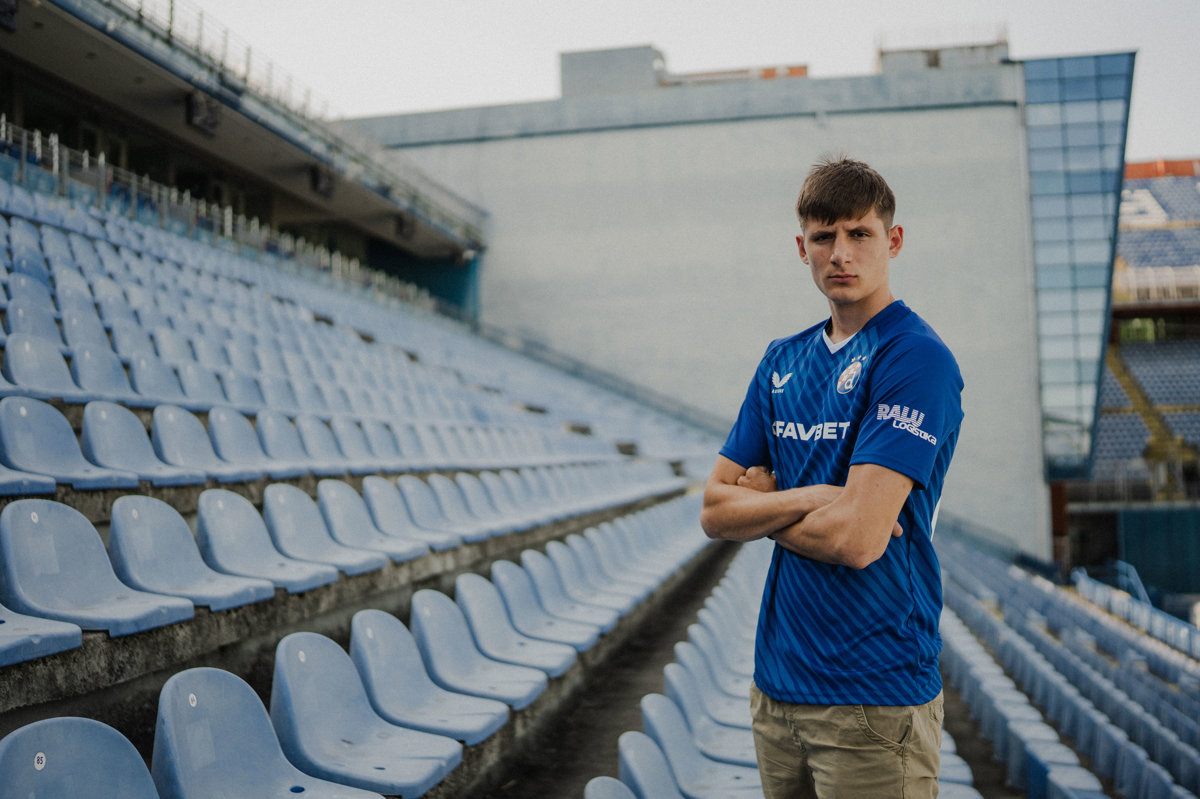 Lovre Kulušić potpisao ugovor s Dinamom