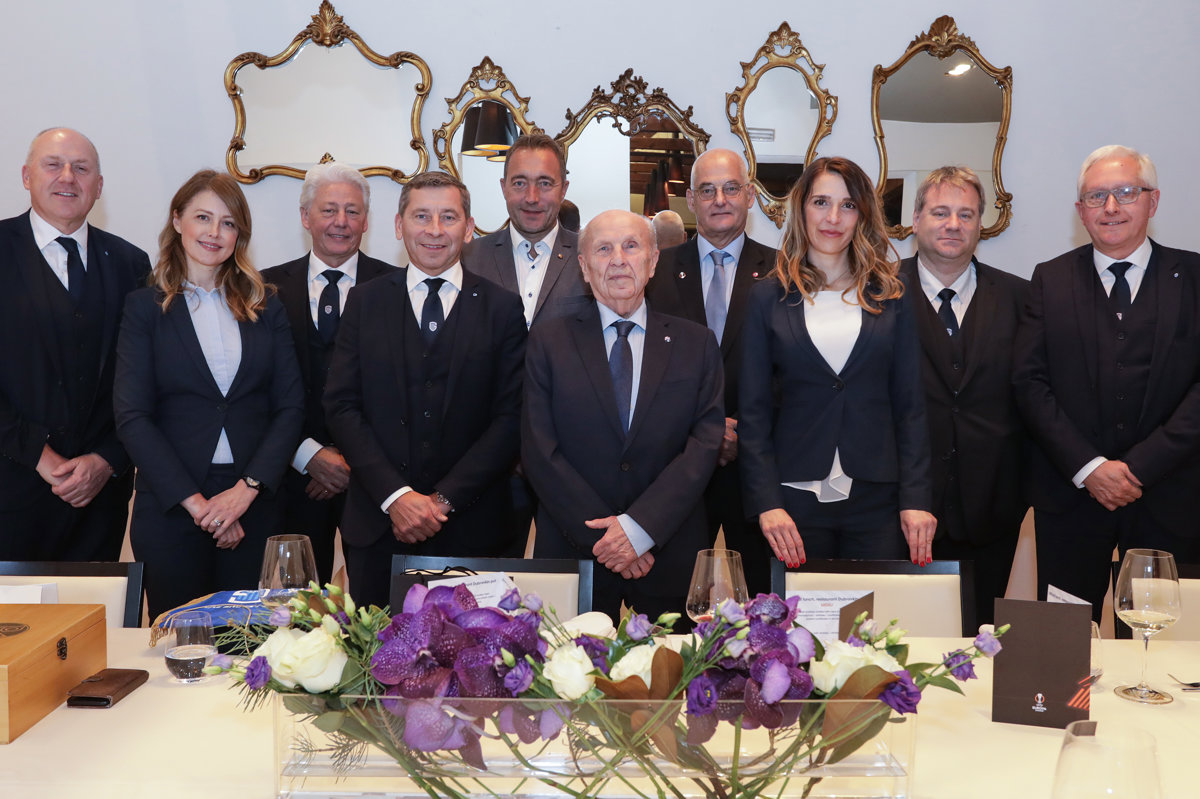 Službeni ručak delegacija Dinama i Genka u Zagrebu