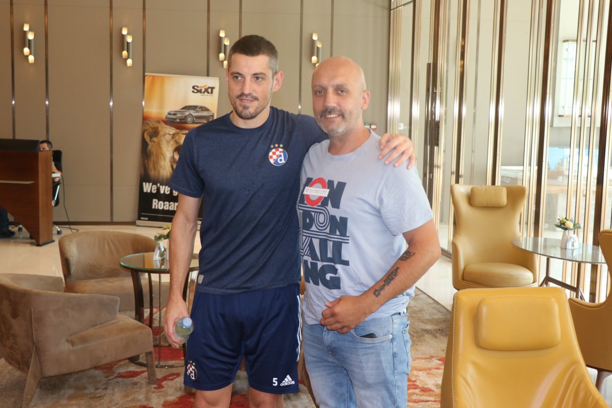 Zanimljiv emotivan susret u Skopju