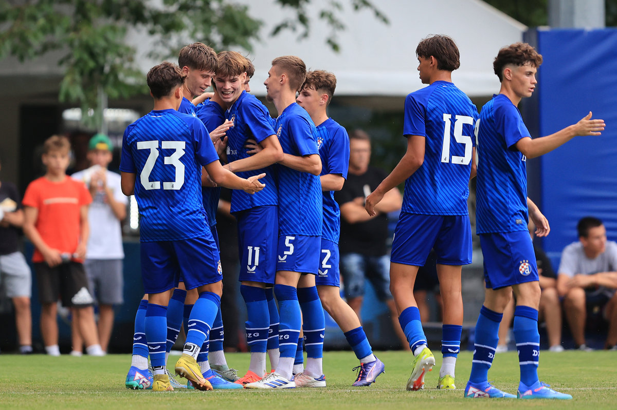 Dominantni Dinamo šesticom otvorio Ramljakov turnir