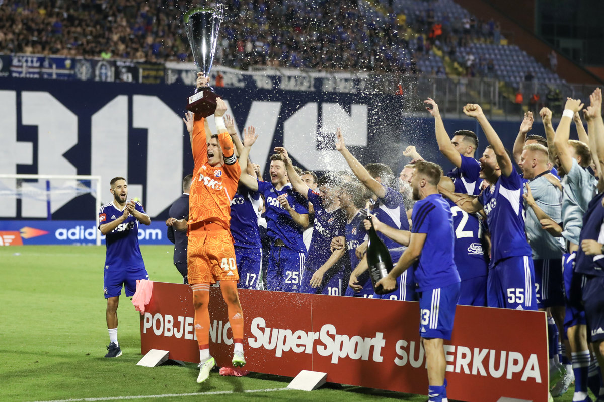 FOTOGALERIJA Dinamova pobjeda i proslava prvog trofeja sezone