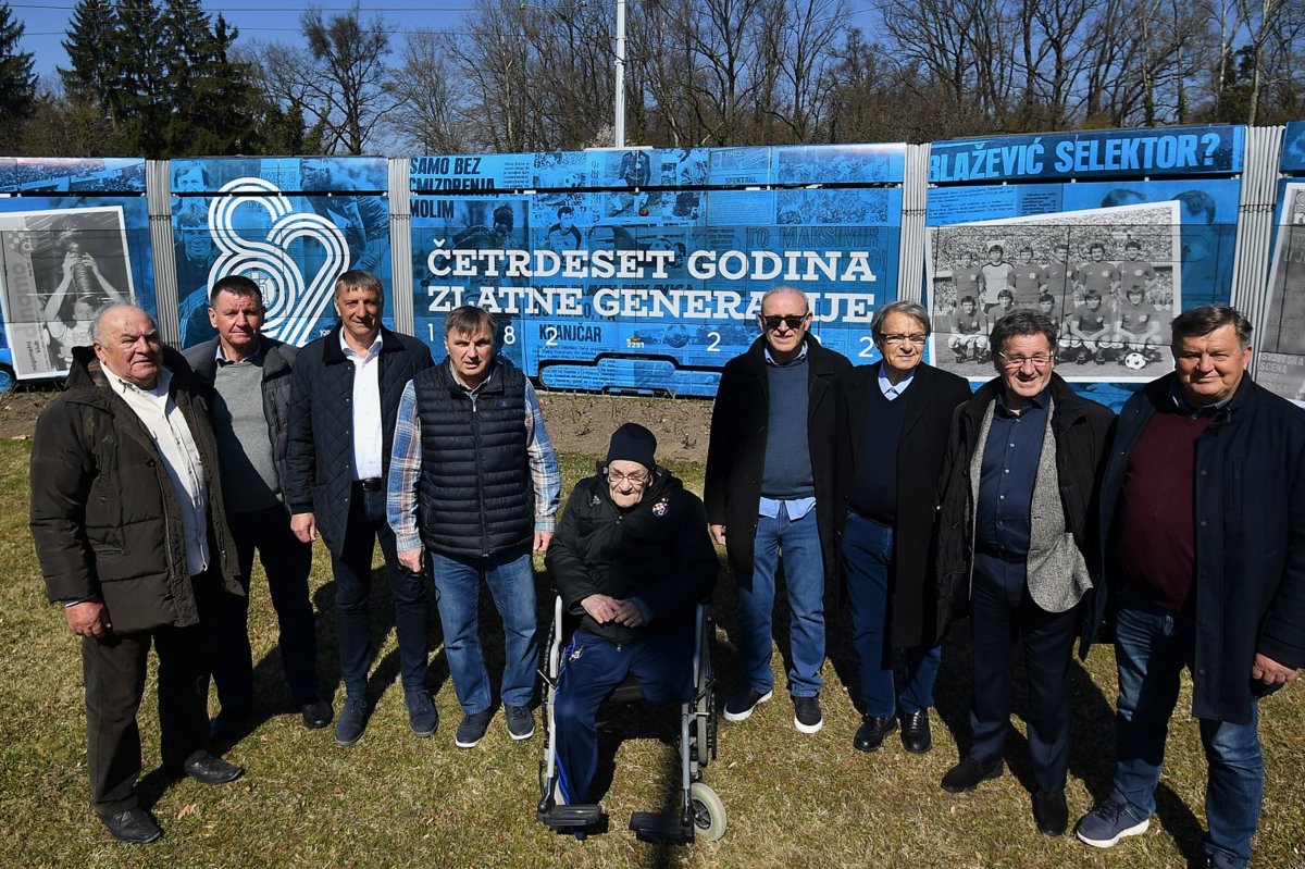 PREDSTAVLJAMO: Tramvaj posvećen generaciji iz 1982.