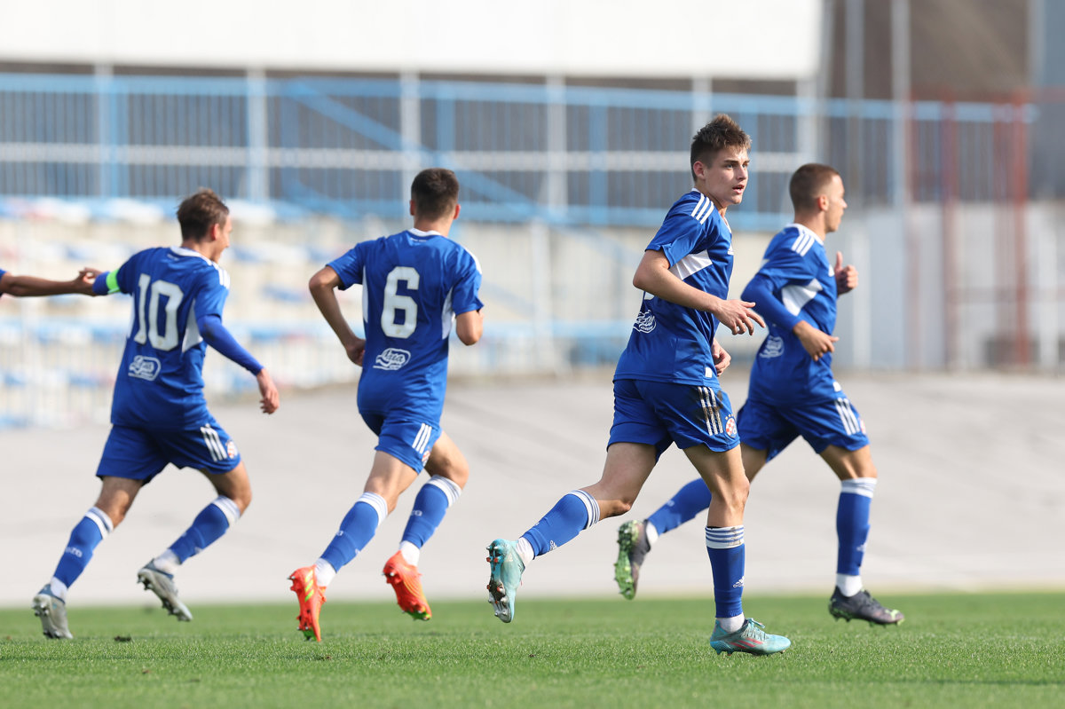 Juniori se vratili pobjedničkim navikama