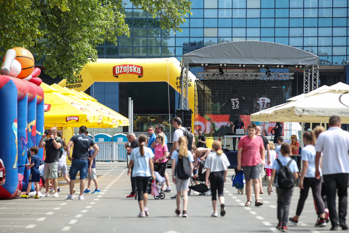 Live stream fan zone i proslave naslova prvaka