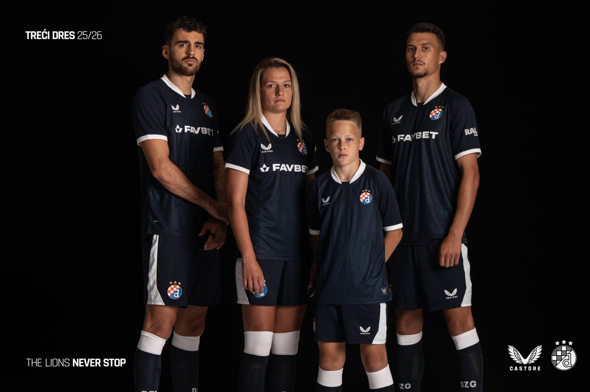 Dinamo s ponosom predstavlja treći dres za novu sezonu