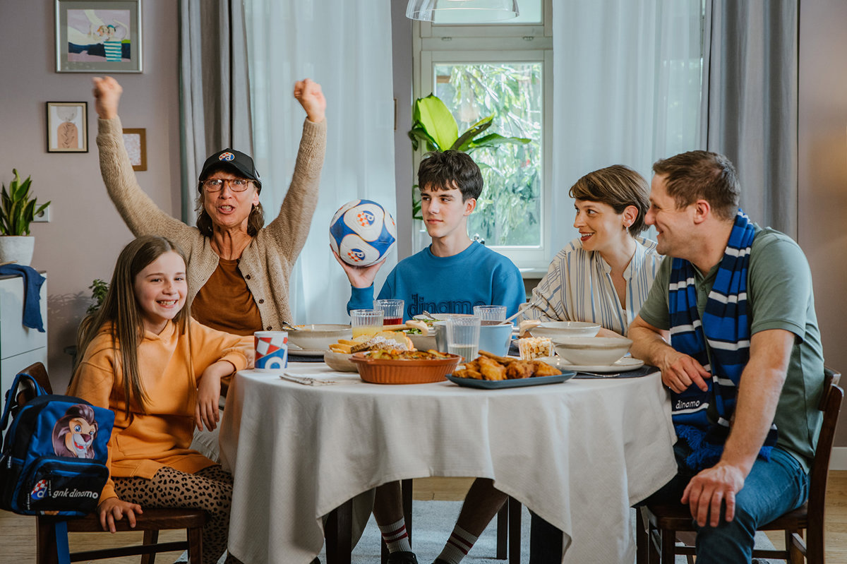 Druga reklama za učlanjenje u klub