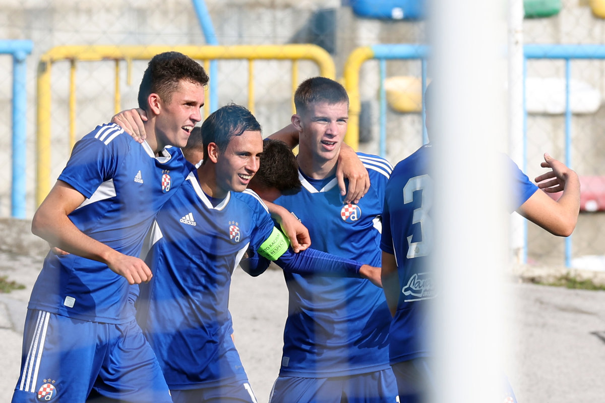 Na adresu Dinama stiglo 15 pozivnica za nacionalne selekcije