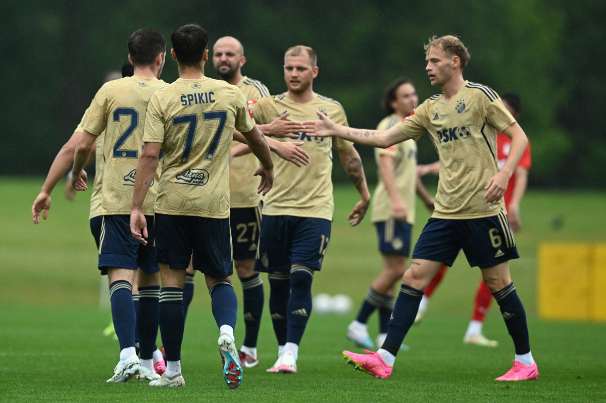 Dinamo slavio s tri pogotka, Boško Šutalo ponovno na terenu