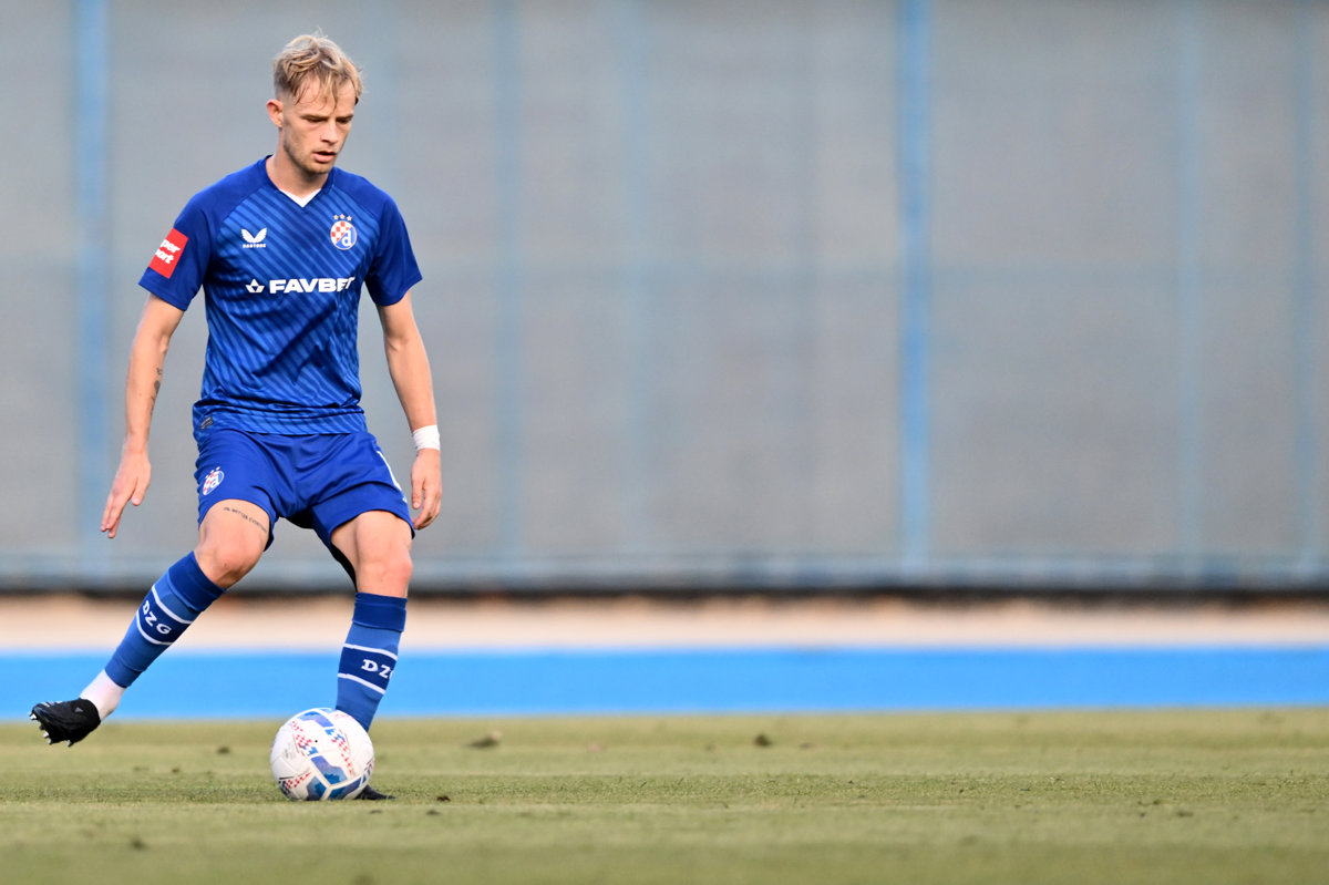 Maxime Bernauer nastavlja karijeru na posudbi u Saint-Etienneu