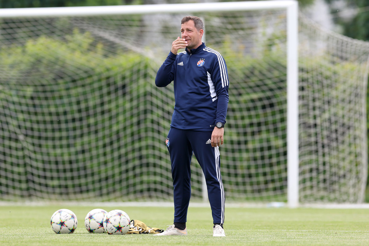 Dinamovci otputovali na Al Abtal, trener Čaić: Ovo je velik izazov, spremni smo