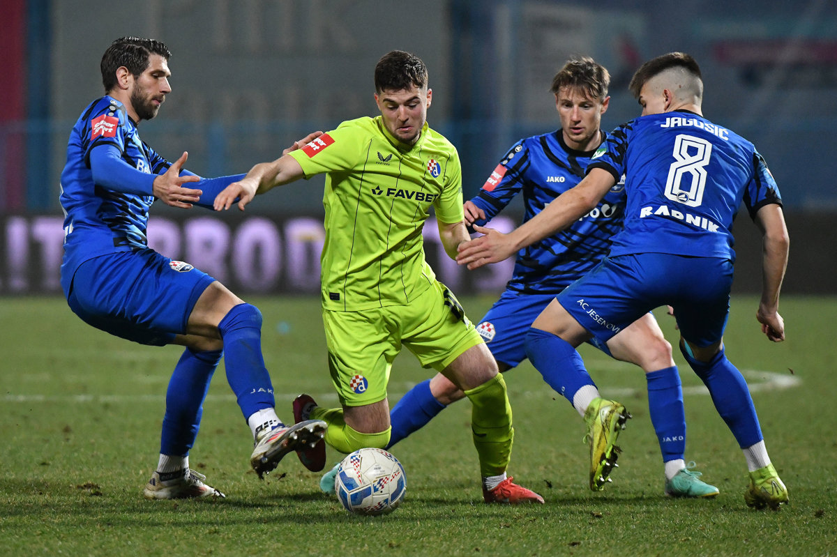 Dinamo uvjerljivom igrom do pobjede, povratak Petkovića i Mišića