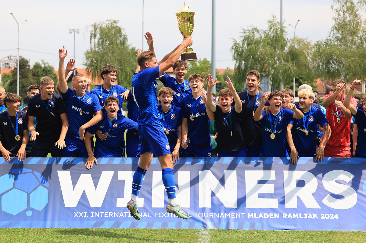 Maksimirski spektakl, plavi svladali Manchester United i nakon punih devet godina osvojili Ramljakov turnir