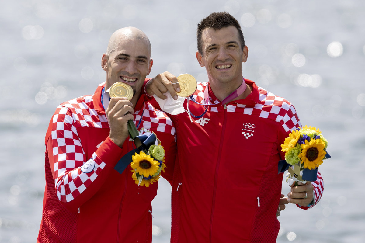 Čestitke hrvatskim tenisačima i veslačima