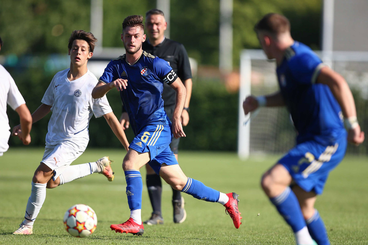 Slavia i Odense u finalu, Dinamo u borbi za 3. mjesto