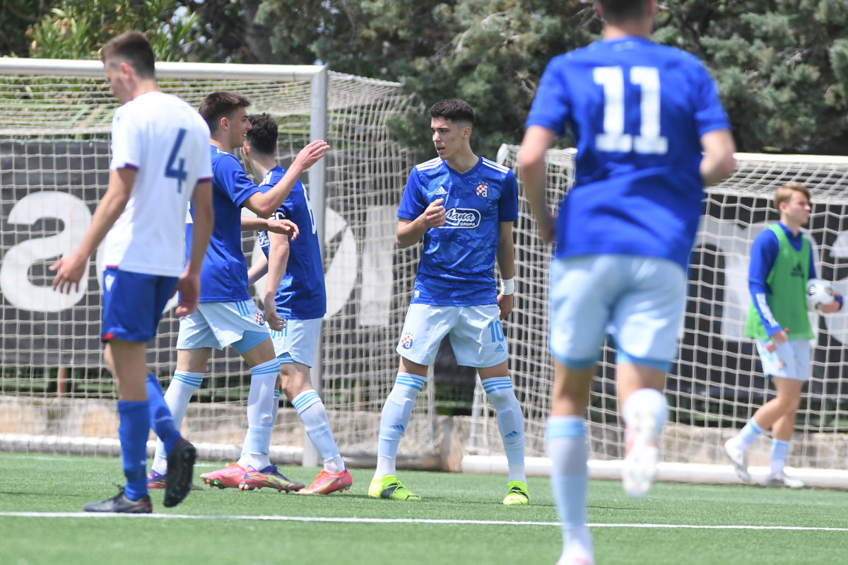 Juniori Dinama u 24. kolu 1. HNL na Maksimiru dočekuju vršnjake iz Splita