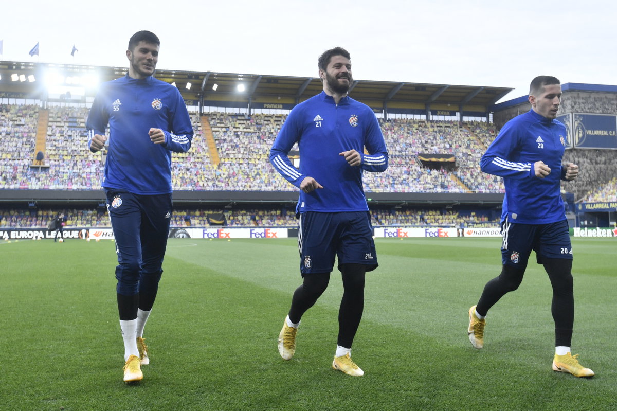 Trening Dinama na stadionu De la Ceramica