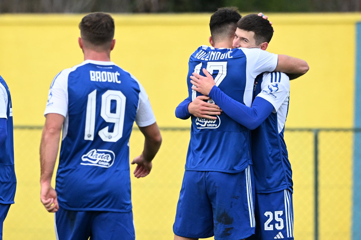 Plavi zabili sedmicu, dvaput pogodili vratnicu, propustili realizirati 11-erac...