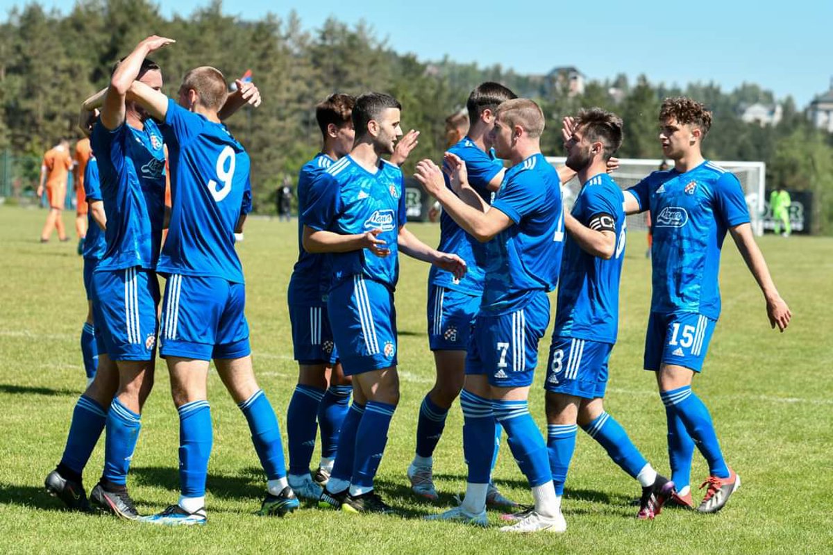 Dinamovi juniori drugi, Duvnjak najbolji igrač turnira