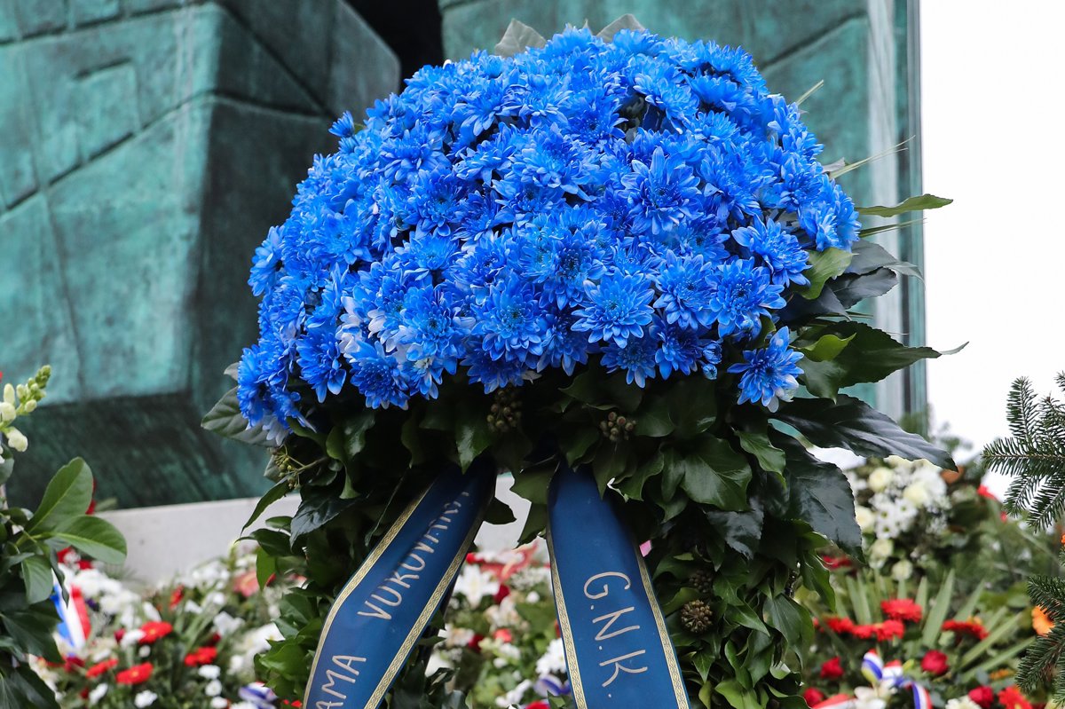 Delegacija kluba položila vijenac u Vukovaru