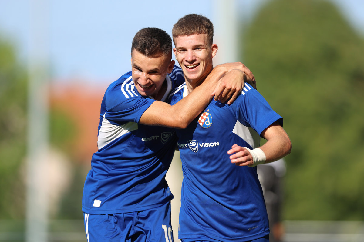 Dinamo pobijedio Real; plavi u finalu protiv Udinesea