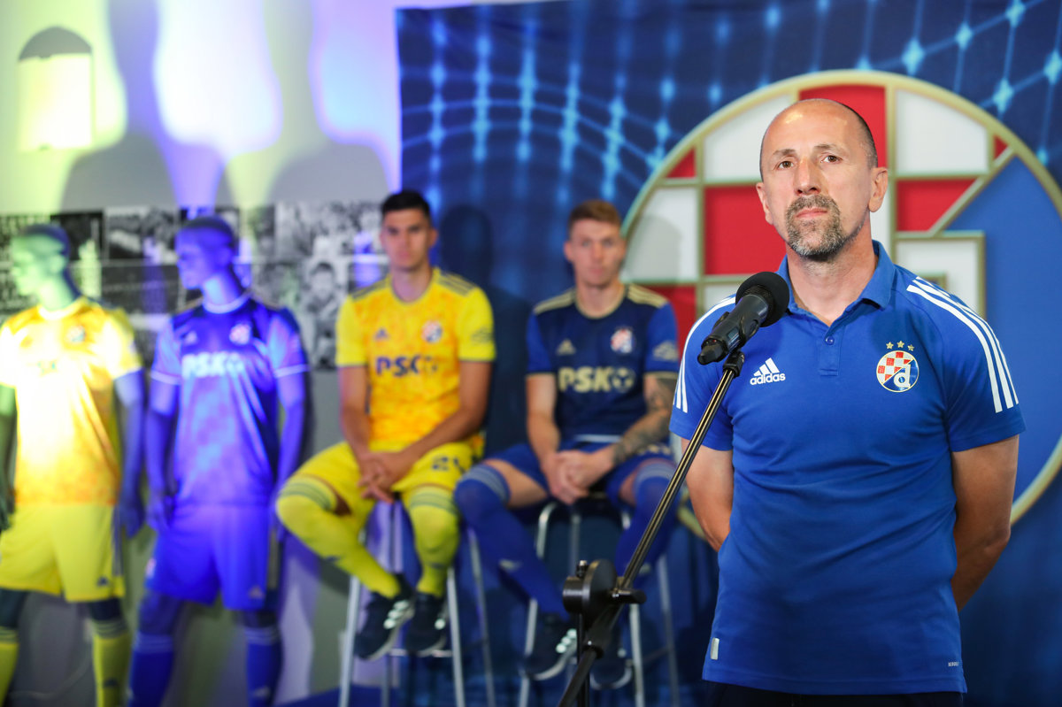 Trener Krznar: Favoriti smo, ali ovo je rani termin i moramo biti ozbiljni